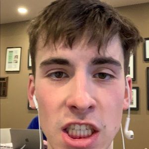 Meet your Posher, Liam